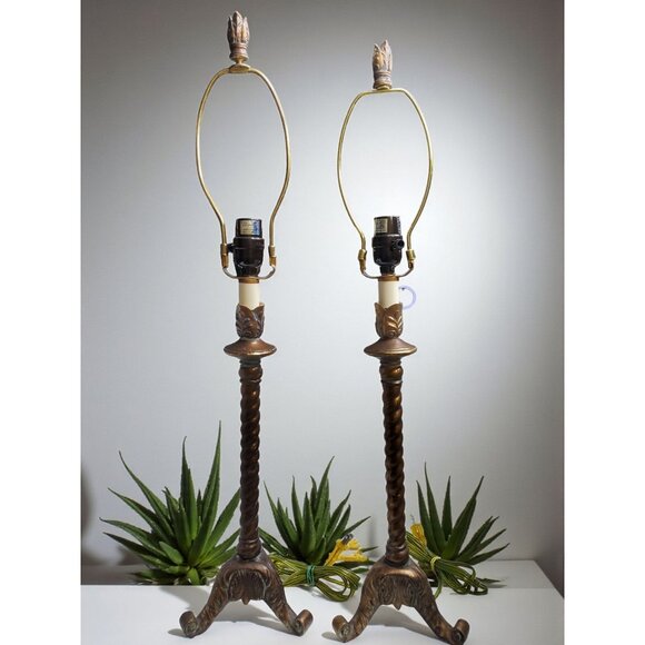 vintage neoclassic twist candle holder design tri-pod feet pair of antiqued lamp - Picture 1 of 13